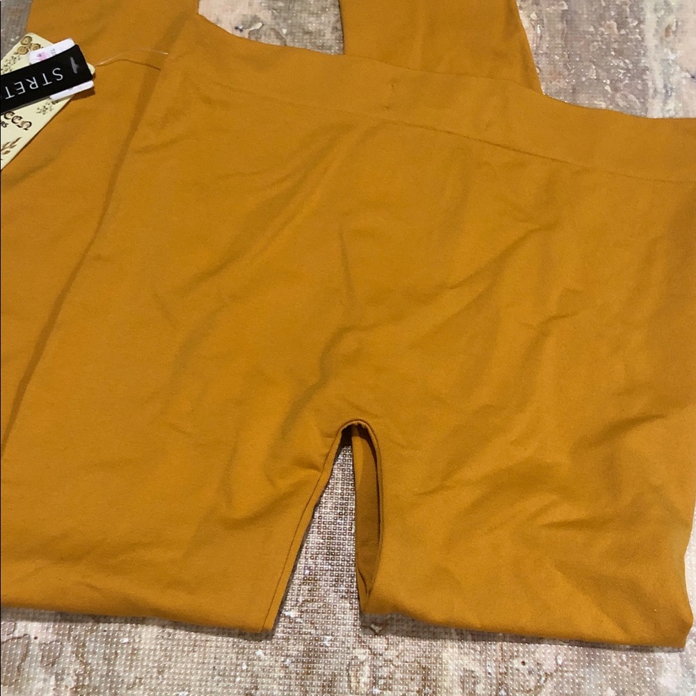 Sixteen Leggings Mustard Yellow size small